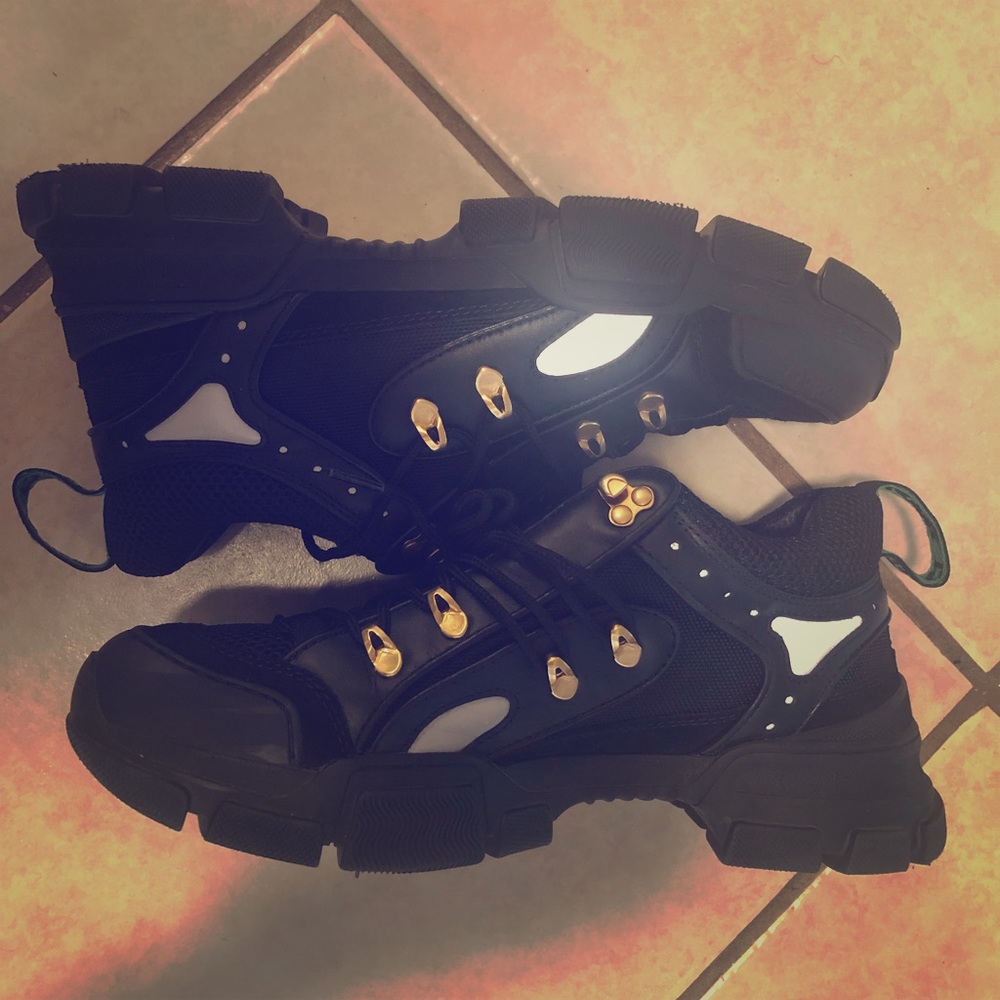 FlashTreck Gucci shoes (Size 9)